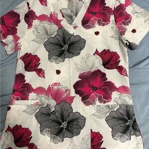 Floral Scrub Top with Pockets
